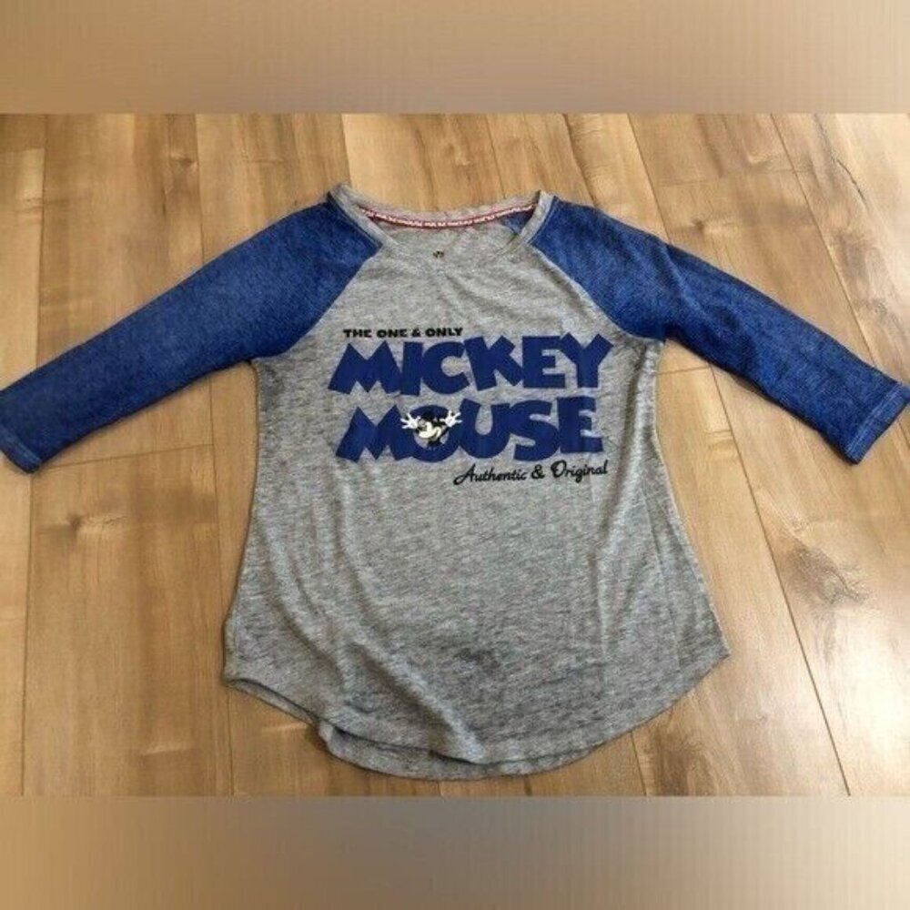 Disney Mickey Cotton Baseball Tee women’s Sz s (0019)